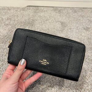 Coach Crossgrain Accordion Zip Around Wallet